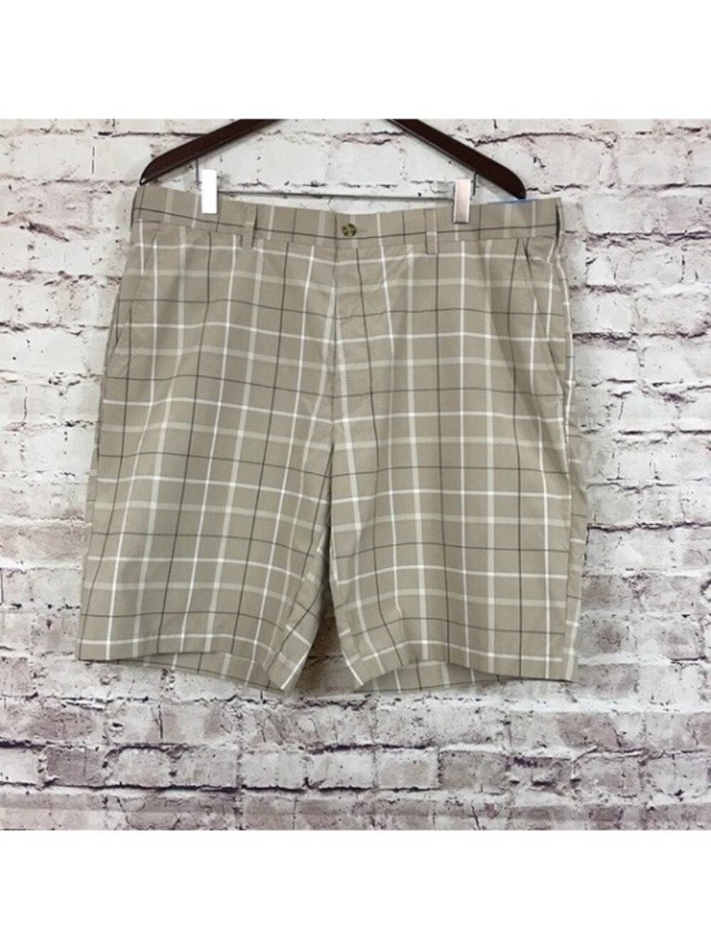 PGA Tour Golf Tan White Plaid UPF 50+ Flat Front Shorts